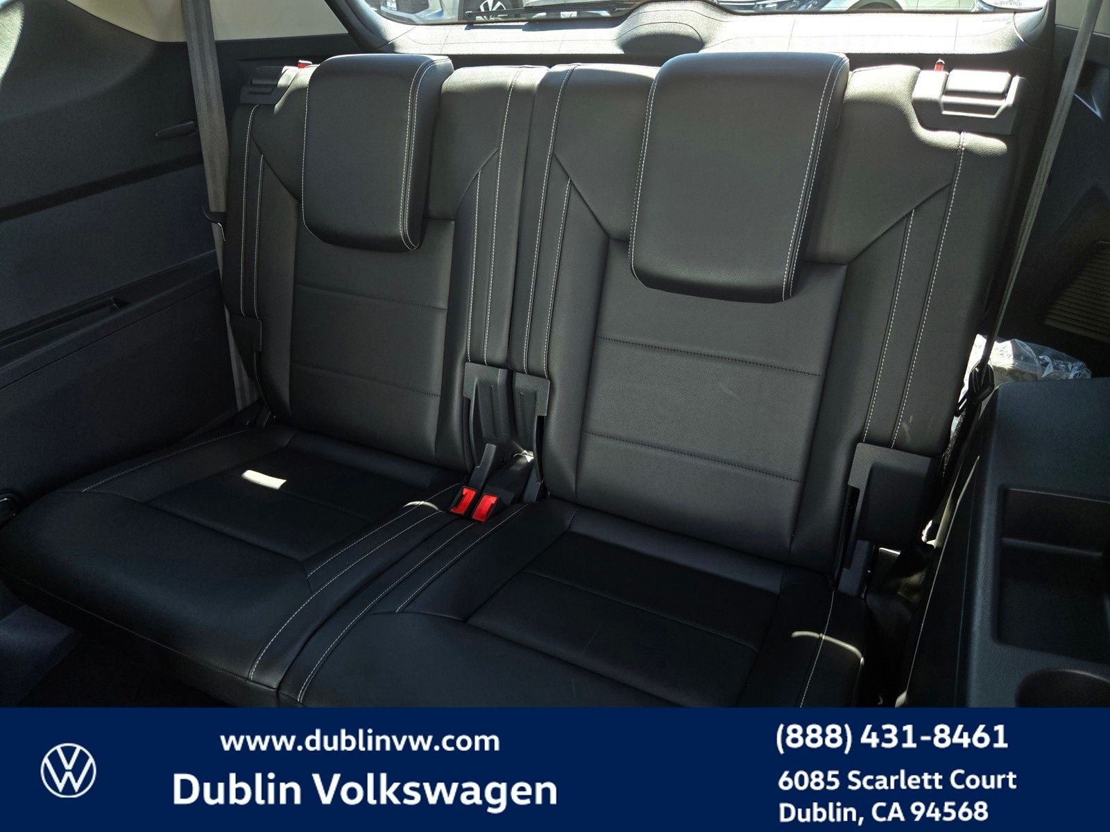 2023 Volkswagen Atlas 3.6L V6 SE w/Technology