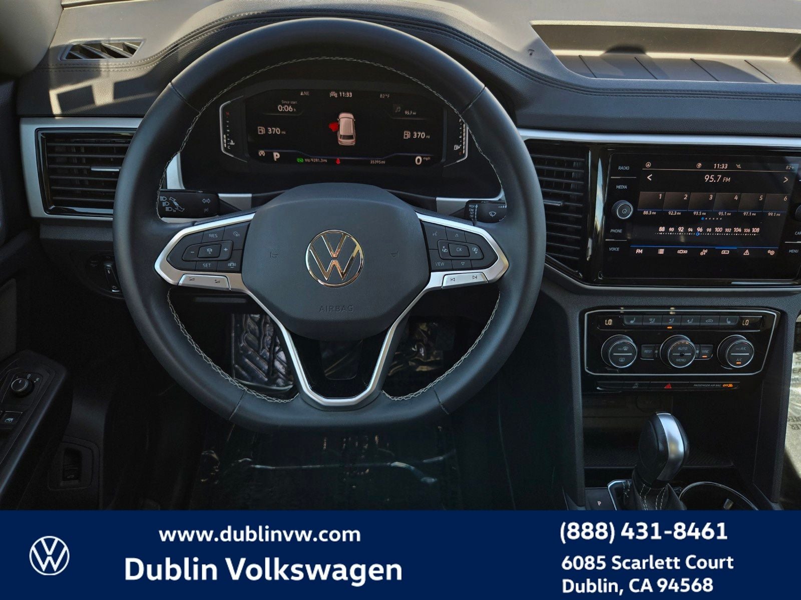 2023 Volkswagen Atlas 3.6L V6 SE w/Technology