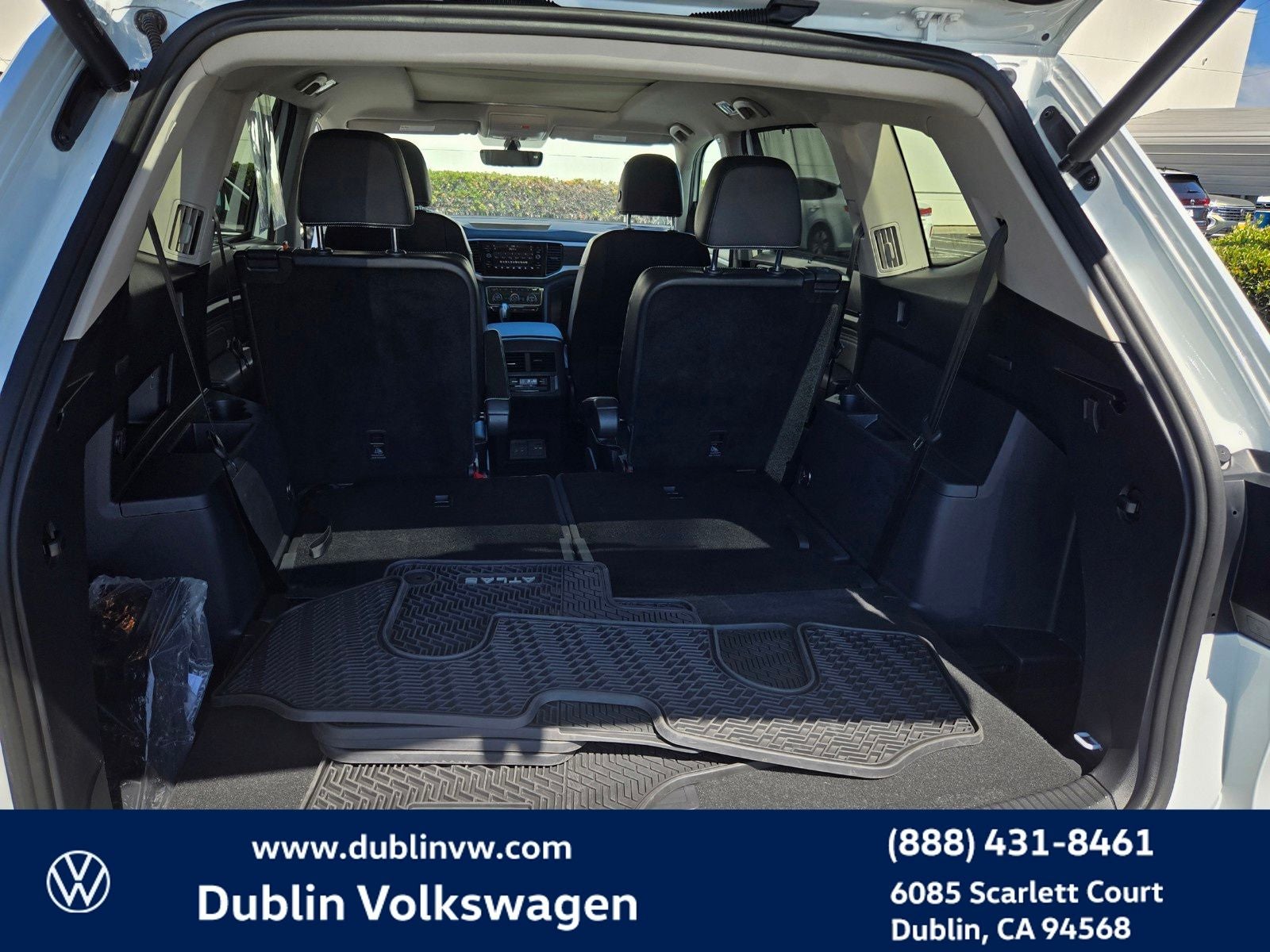 2023 Volkswagen Atlas 3.6L V6 SE w/Technology