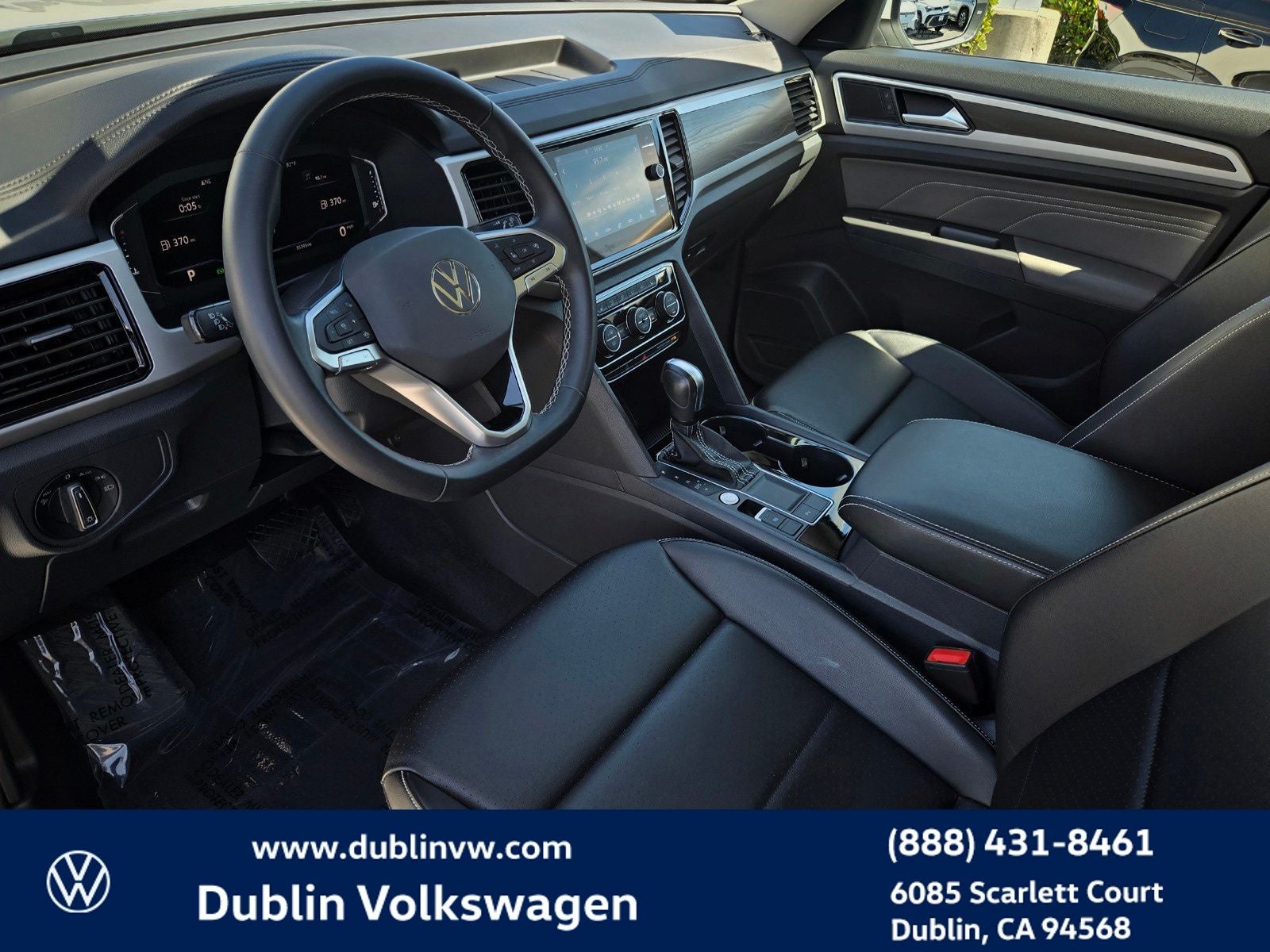 2023 Volkswagen Atlas 3.6L V6 SE w/Technology