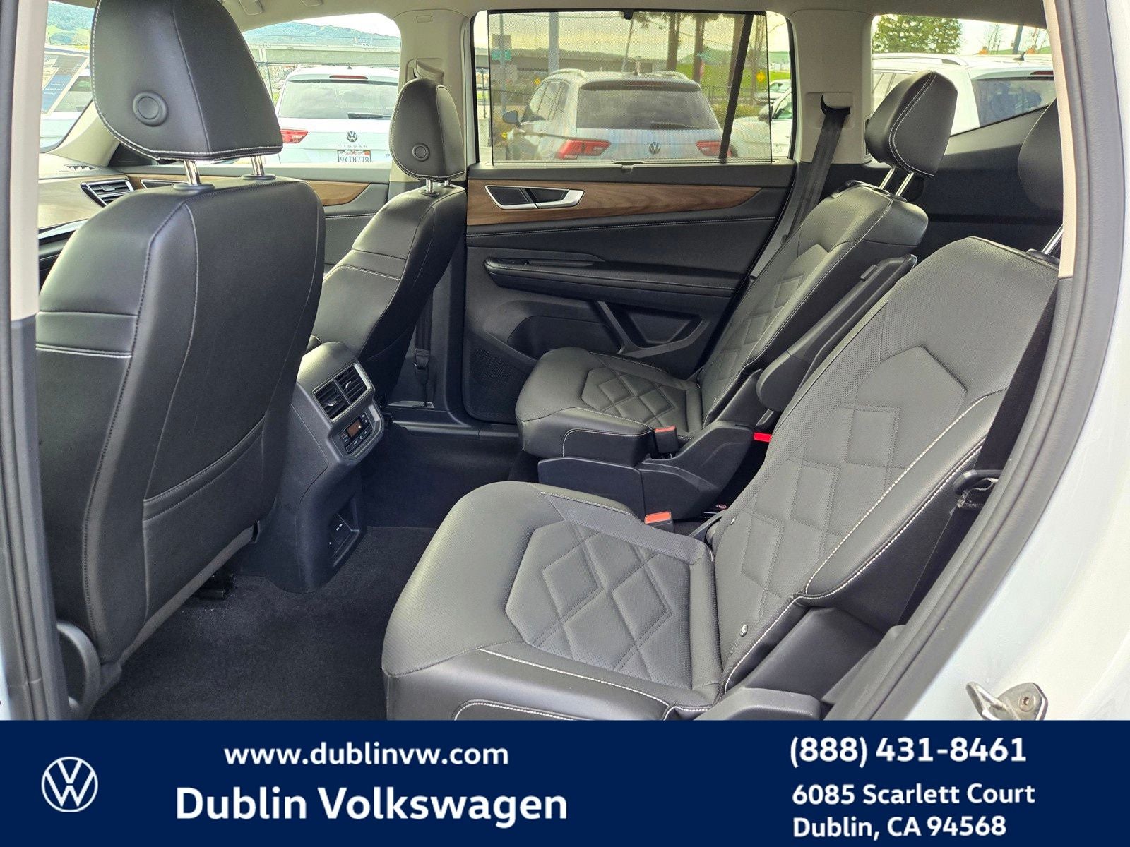 2024 Volkswagen Atlas 2.0T SE w/Technology