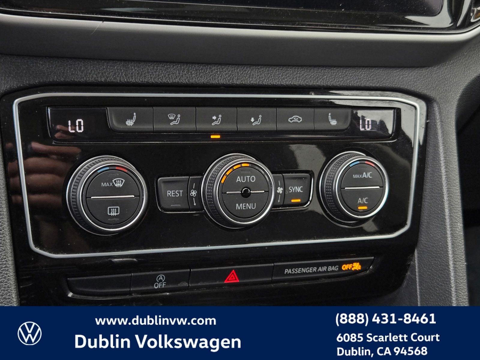 2023 Volkswagen Atlas 3.6L V6 SE w/Technology