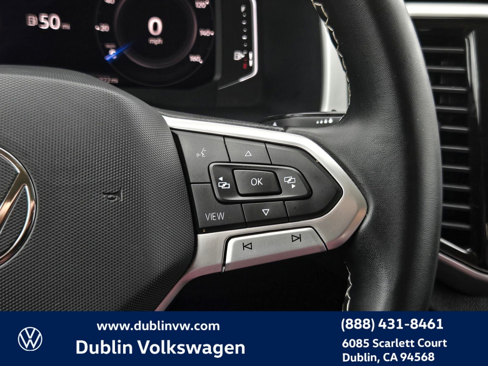 2023 Volkswagen Atlas 3.6L V6 SE w/Technology