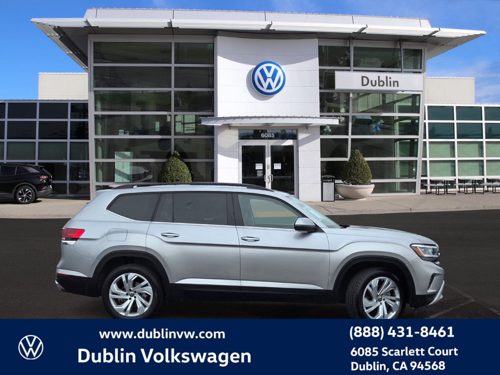 2023 Volkswagen Atlas 3.6L V6 SE w/Technology