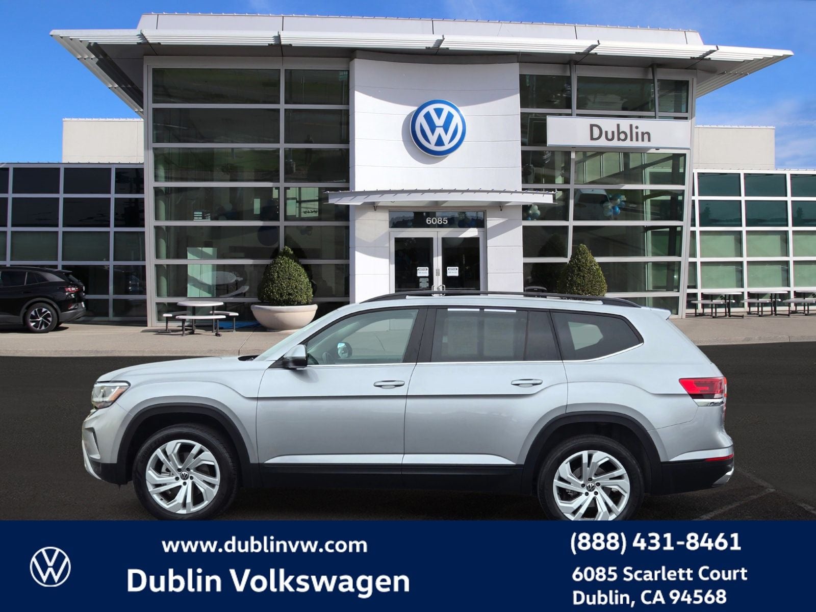 2023 Volkswagen Atlas 3.6L V6 SE w/Technology