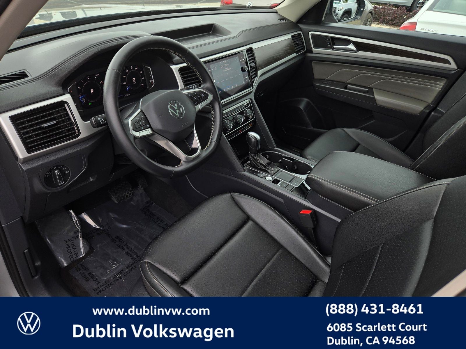 2023 Volkswagen Atlas 3.6L V6 SE w/Technology