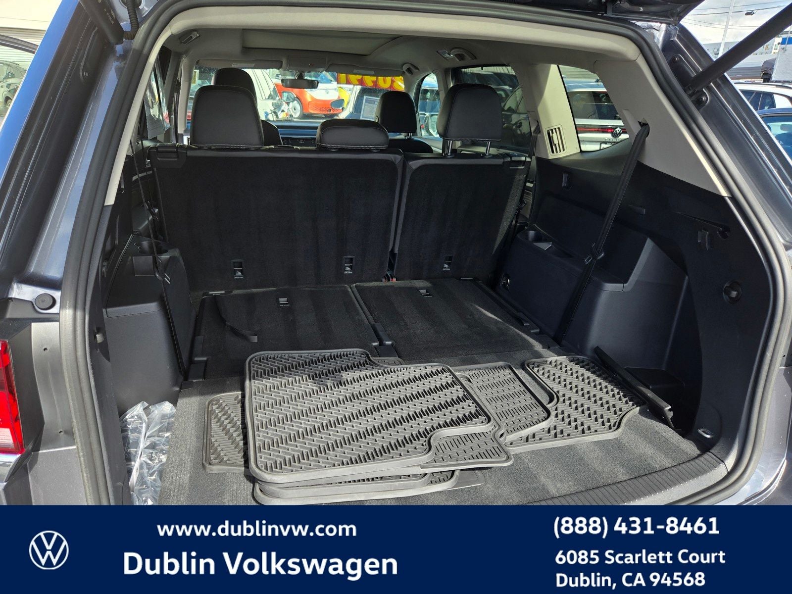 2023 Volkswagen Atlas 3.6L V6 SE w/Technology