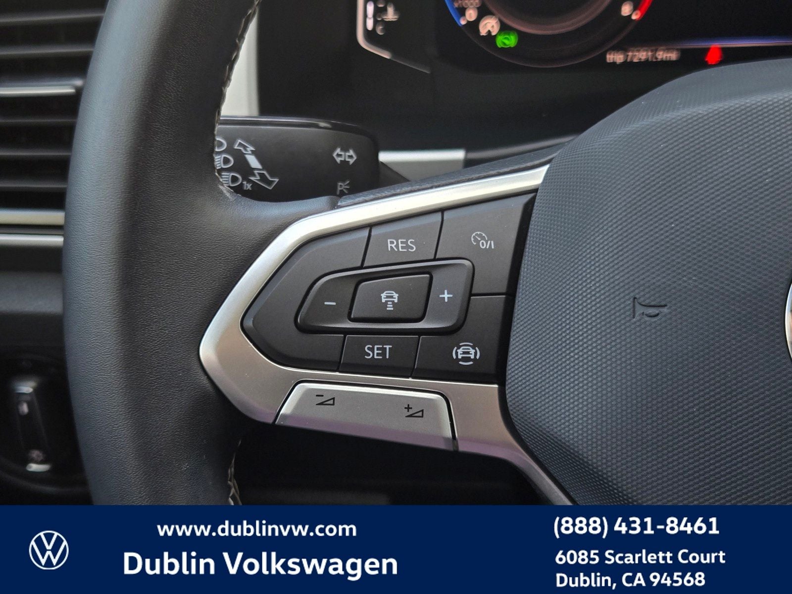 2023 Volkswagen Atlas 3.6L V6 SE w/Technology