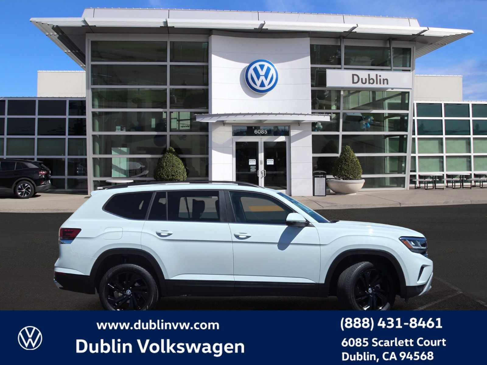 2023 Volkswagen Atlas 3.6L V6 SE w/Technology