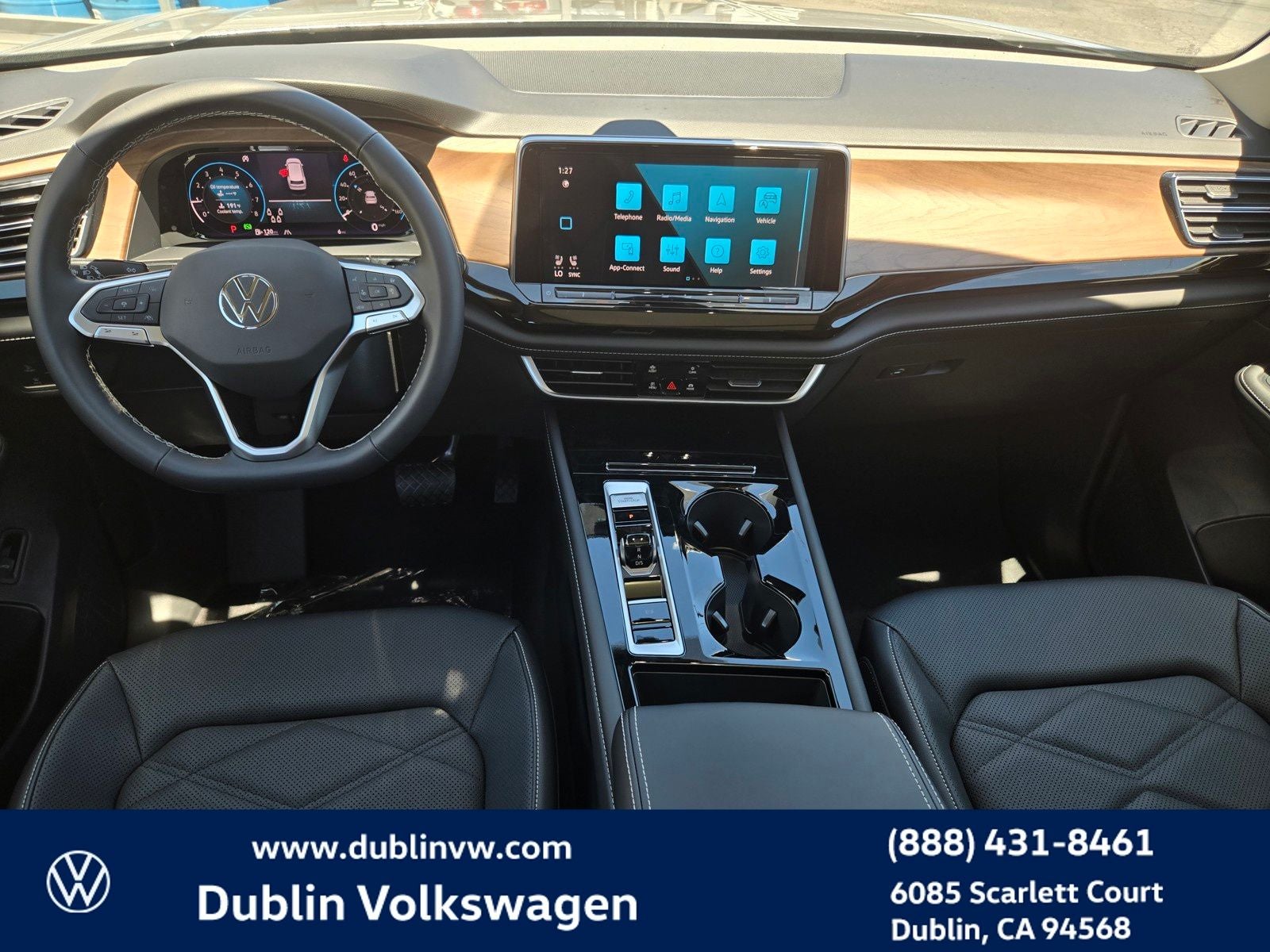 2026 Volkswagen Atlas 2.0T SE w/Technology