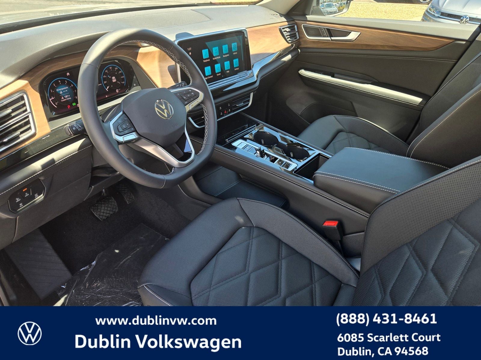 2026 Volkswagen Atlas 2.0T SE w/Technology