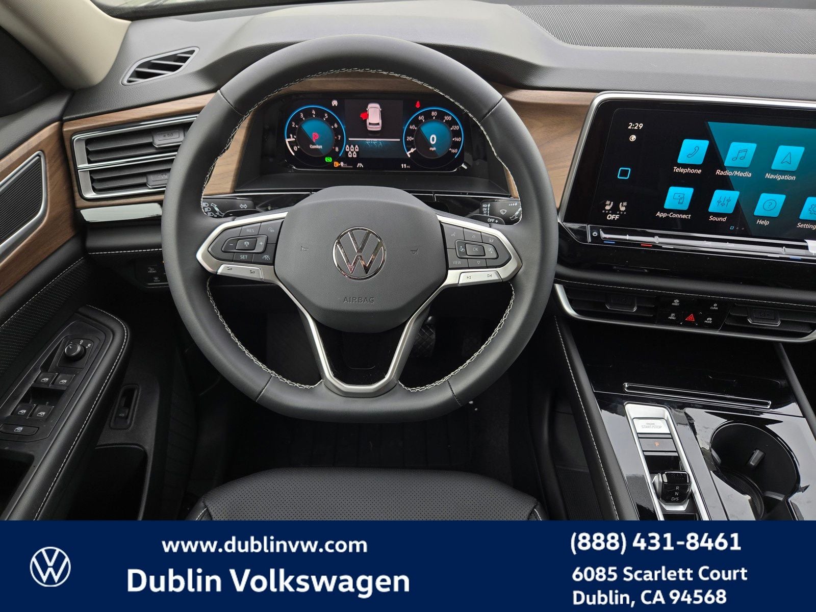 2026 Volkswagen Atlas 2.0T SE w/Technology