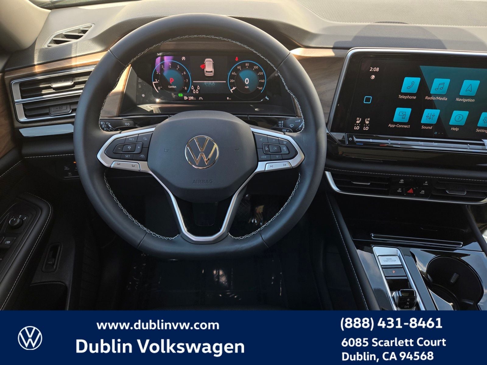 2026 Volkswagen Atlas 2.0T SE w/Technology