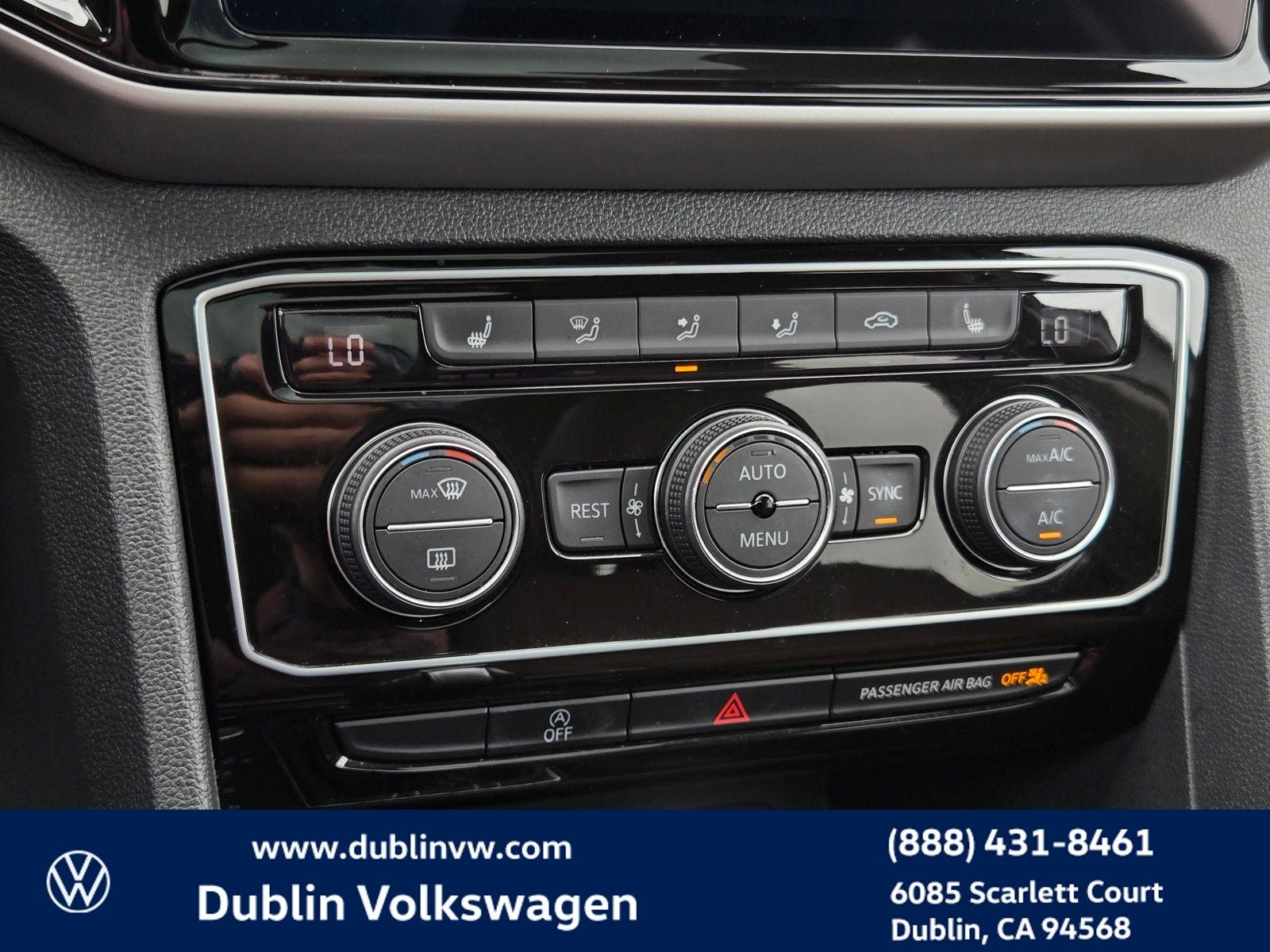 2023 Volkswagen Atlas 3.6L V6 SE w/Technology