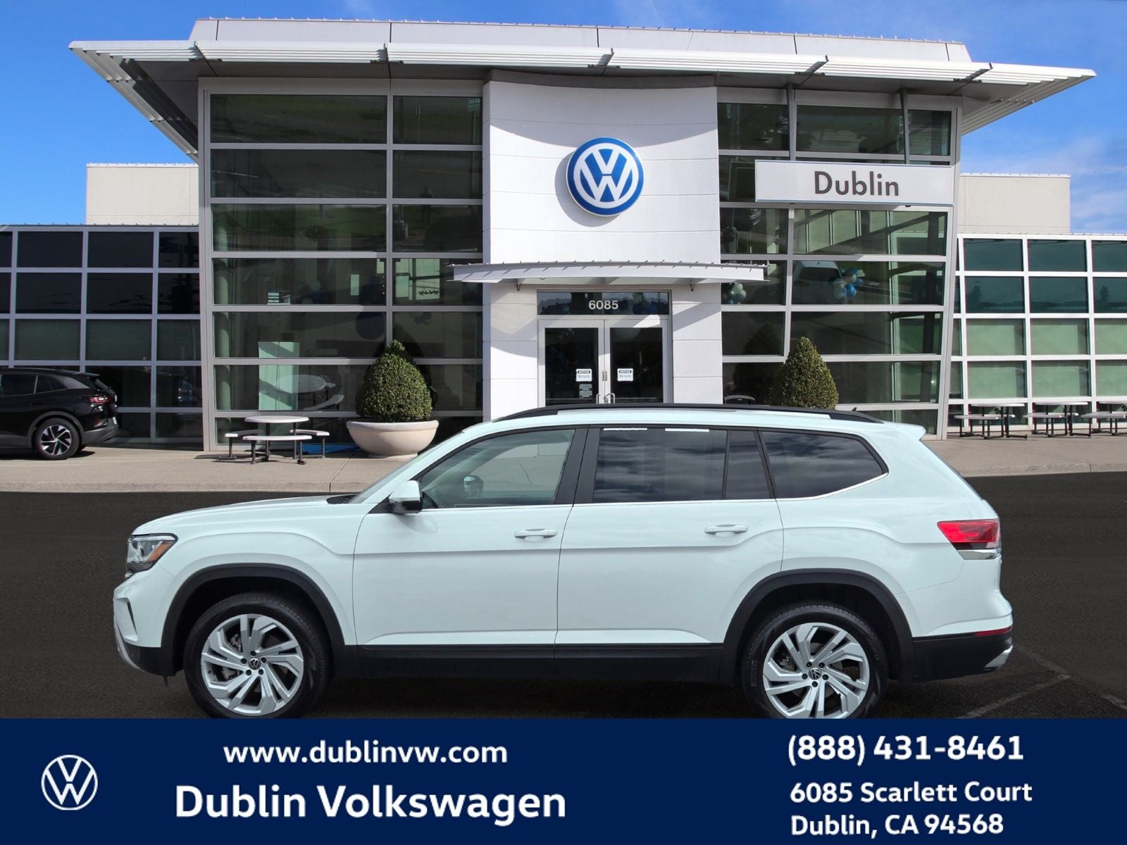 2023 Volkswagen Atlas 3.6L V6 SE w/Technology