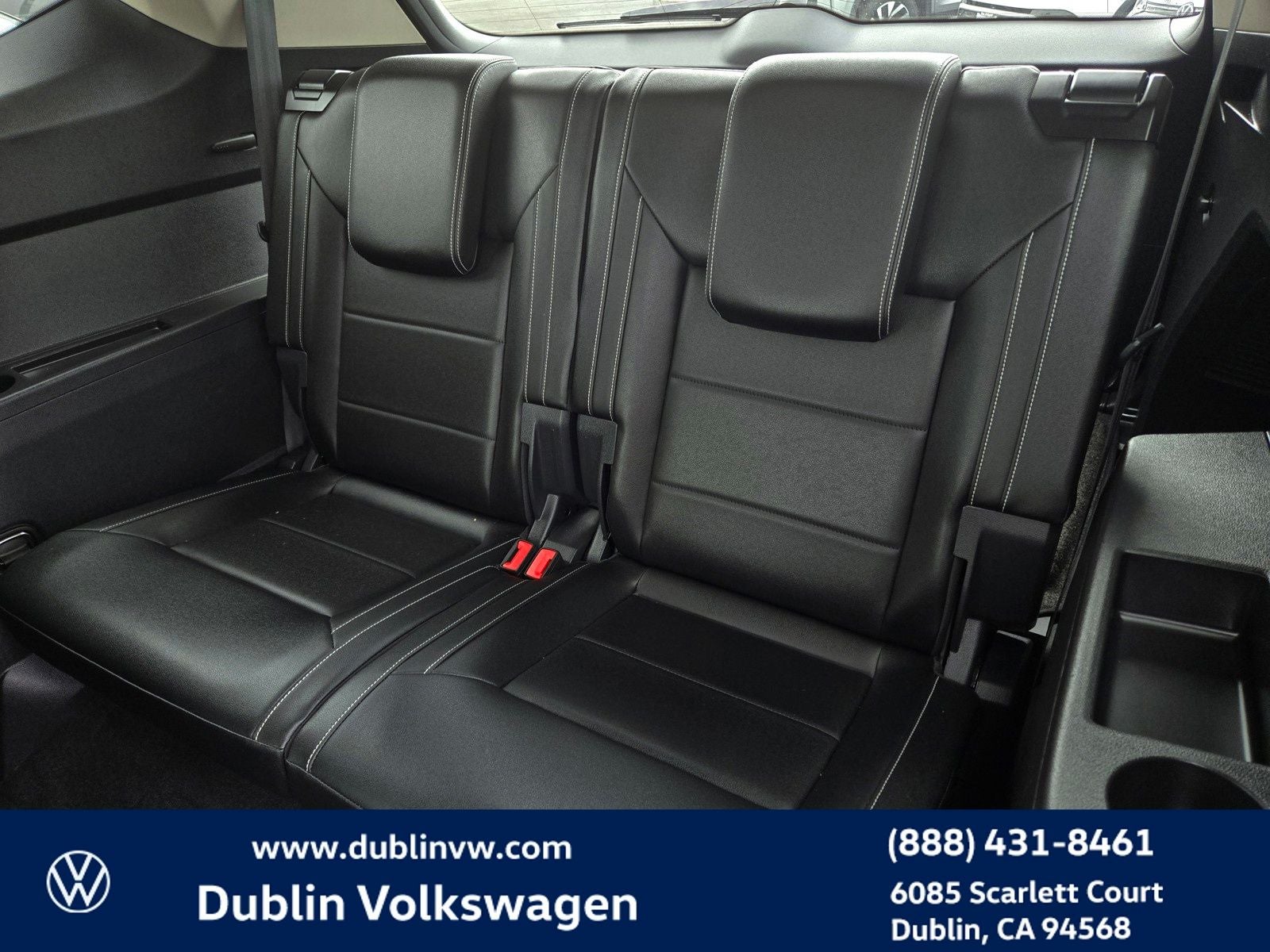 2023 Volkswagen Atlas 3.6L V6 SE w/Technology
