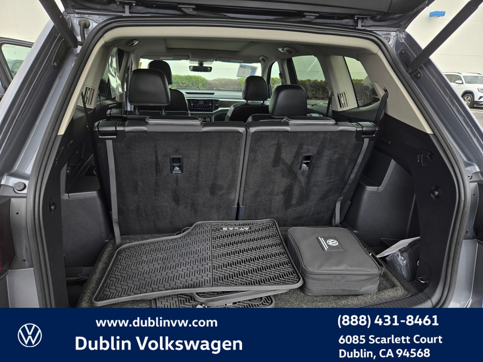 2023 Volkswagen Atlas 3.6L V6 SE w/Technology