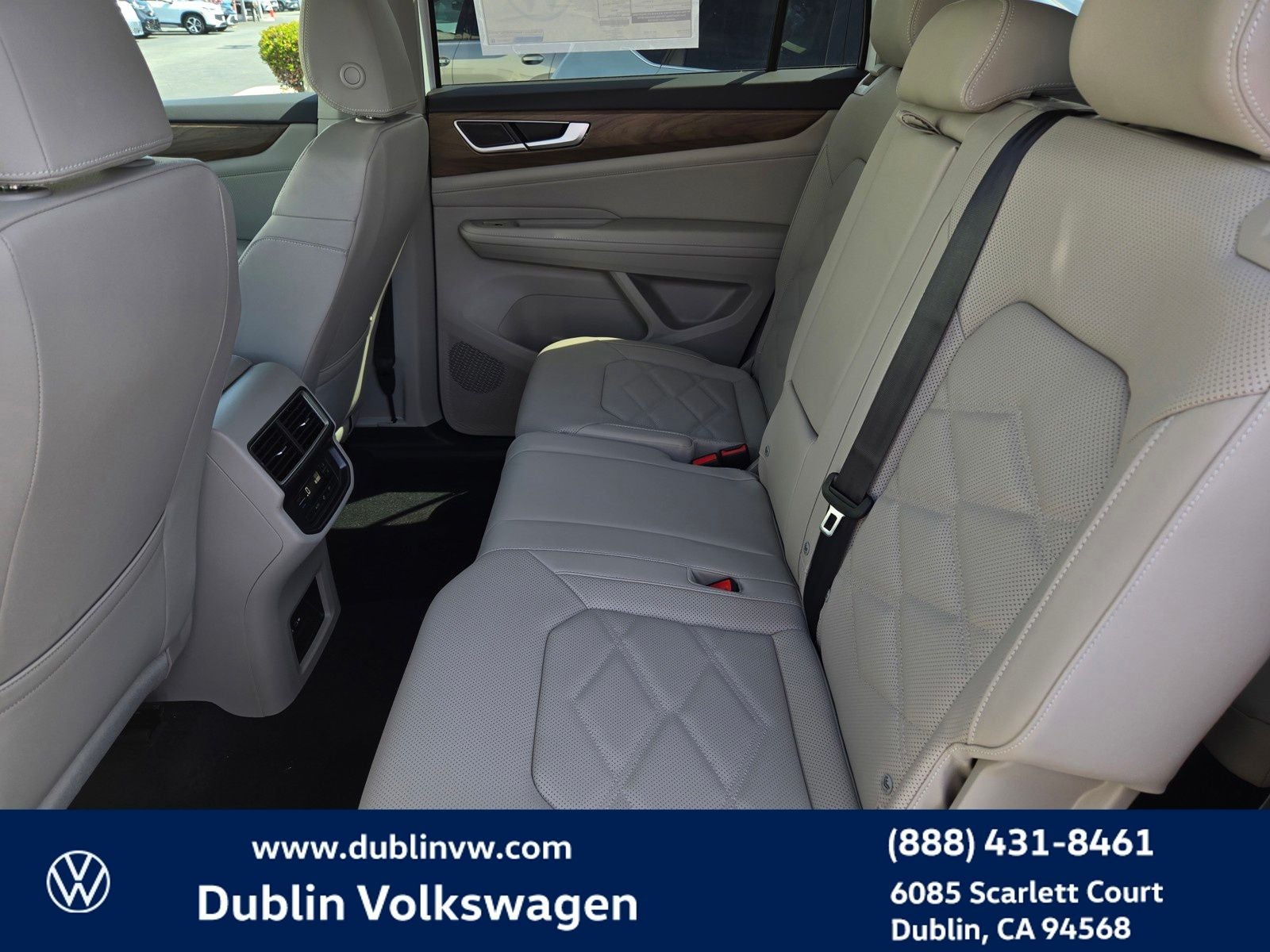 2026 Volkswagen Atlas 2.0T SE