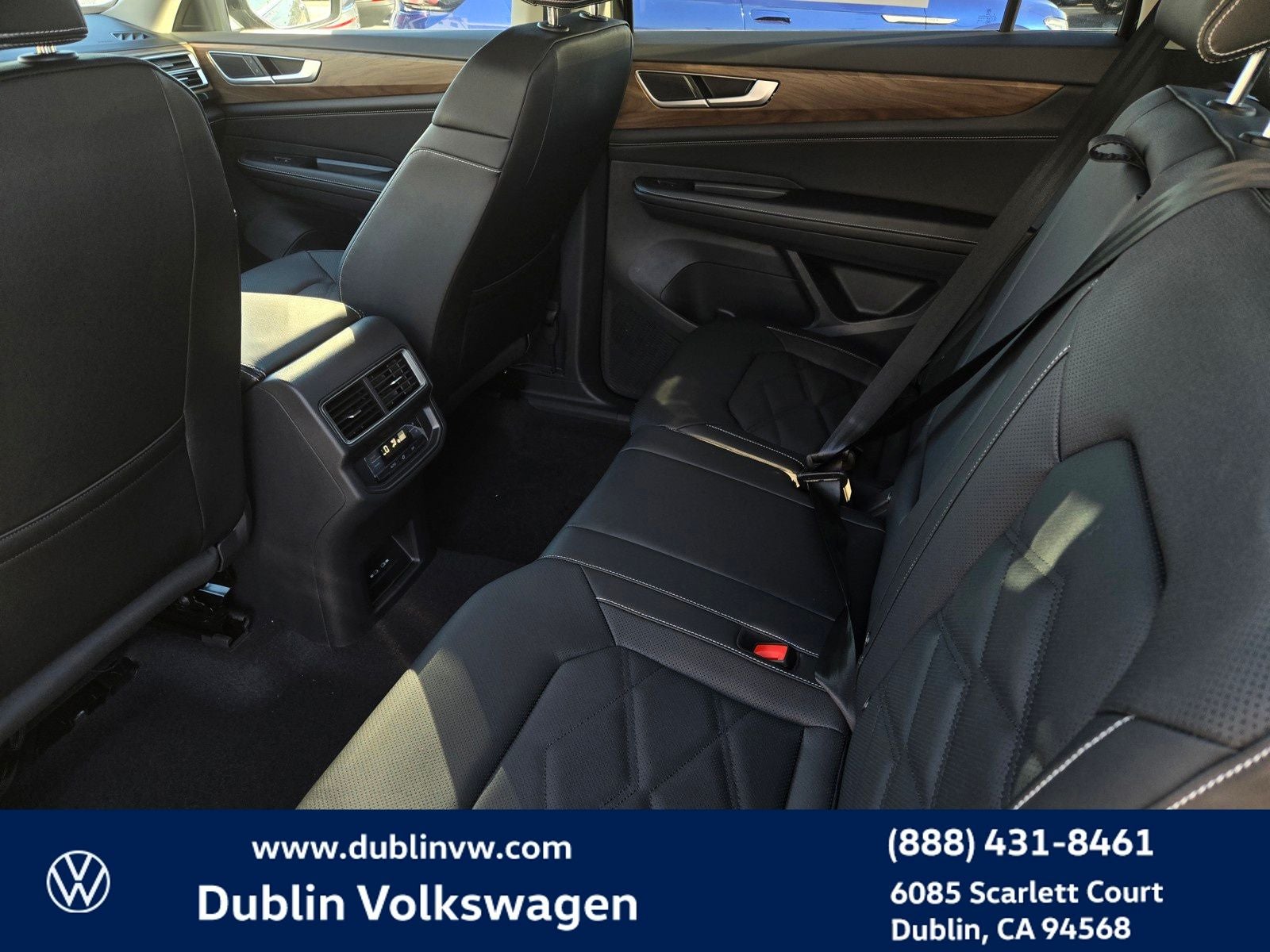 2026 Volkswagen Atlas 2.0T SE