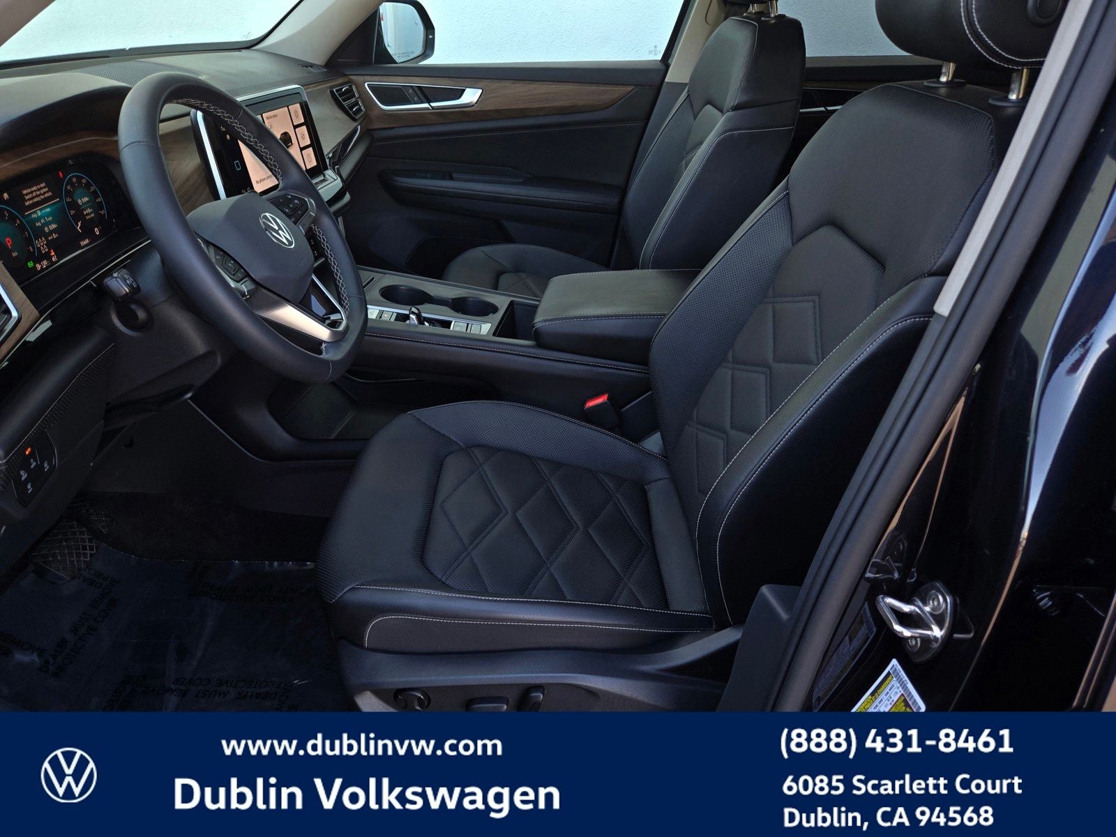 2024 Volkswagen Atlas 2.0T SE