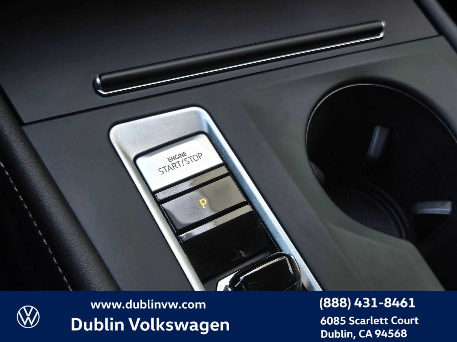2024 Volkswagen Atlas 2.0T SE