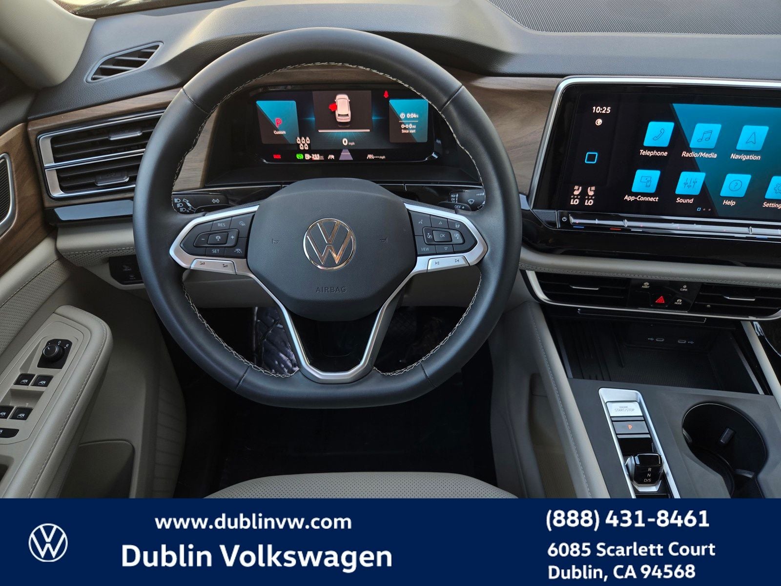 2025 Volkswagen Atlas 2.0T SE