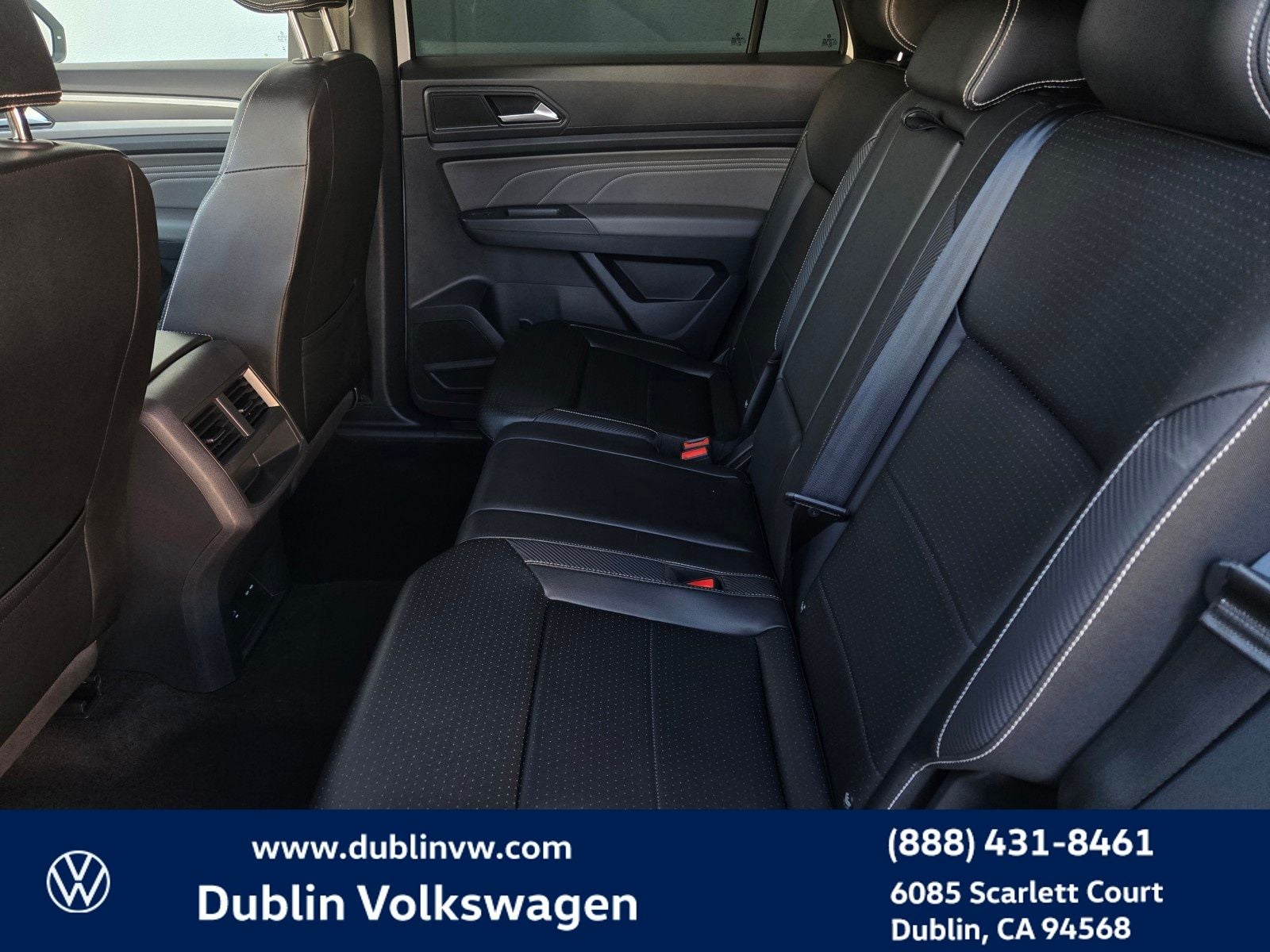 2023 Volkswagen Atlas Cross Sport 3.6L V6 SEL R-Line