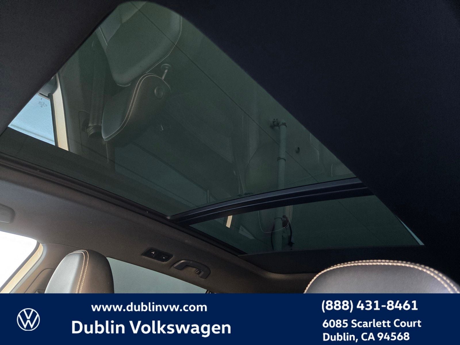 2023 Volkswagen Atlas Cross Sport 3.6L V6 SEL R-Line