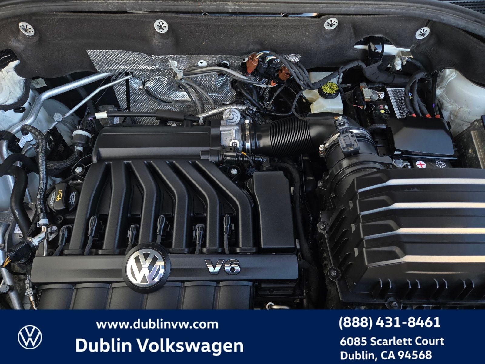 2023 Volkswagen Atlas Cross Sport 3.6L V6 SEL R-Line