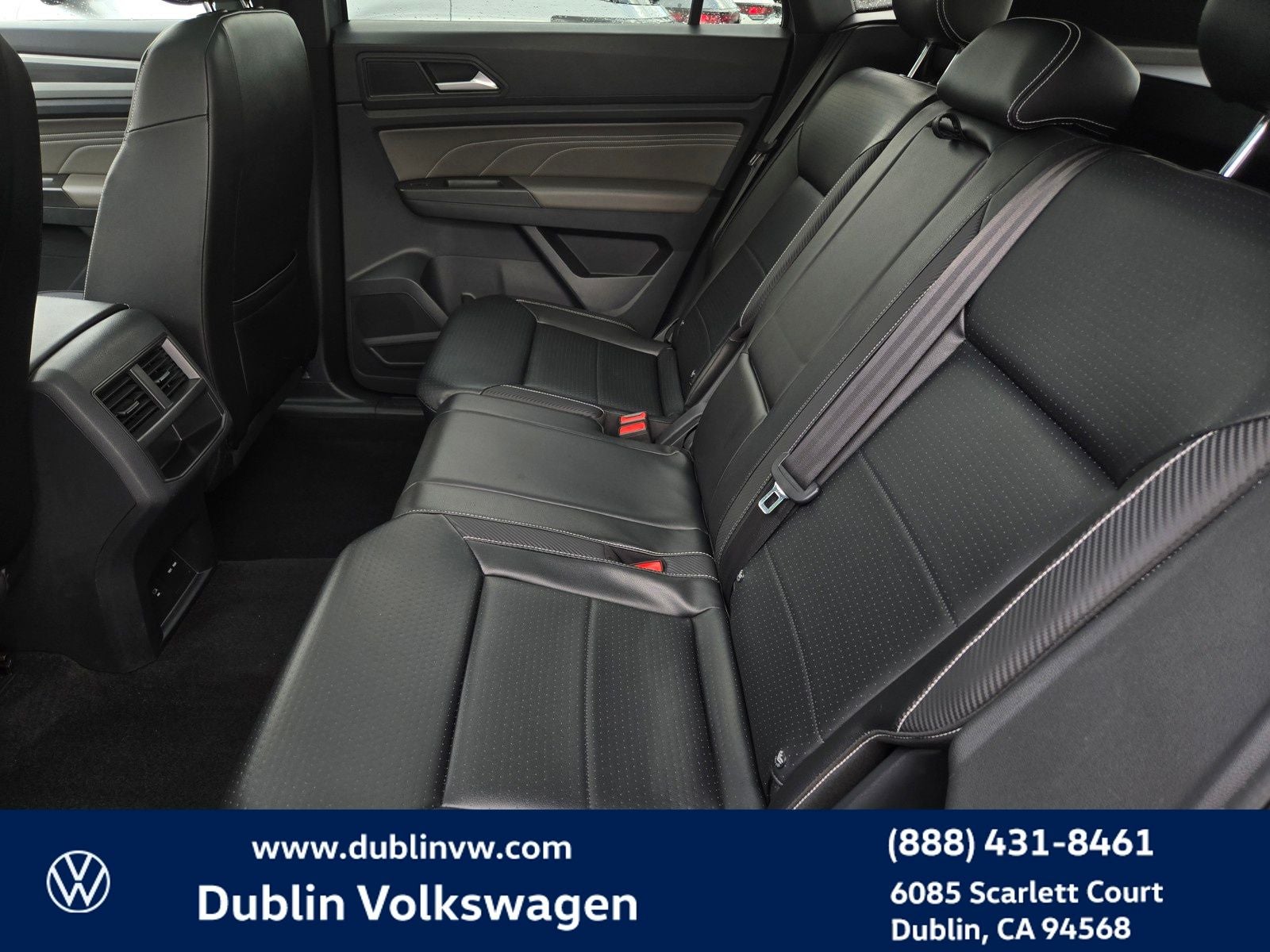 2022 Volkswagen Atlas Cross Sport 3.6L V6 SEL R-Line