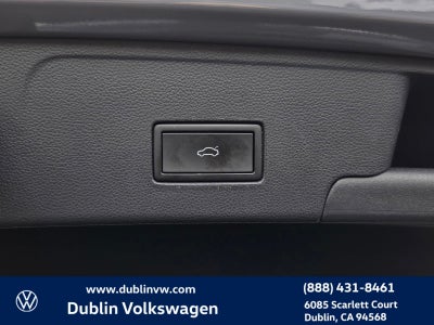 2022 Volkswagen Atlas Cross Sport 3.6L V6 SEL R-Line