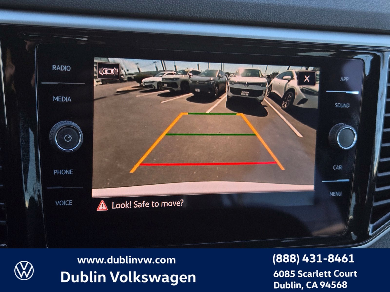 2023 Volkswagen Atlas Cross Sport 3.6L V6 SE w/Technology