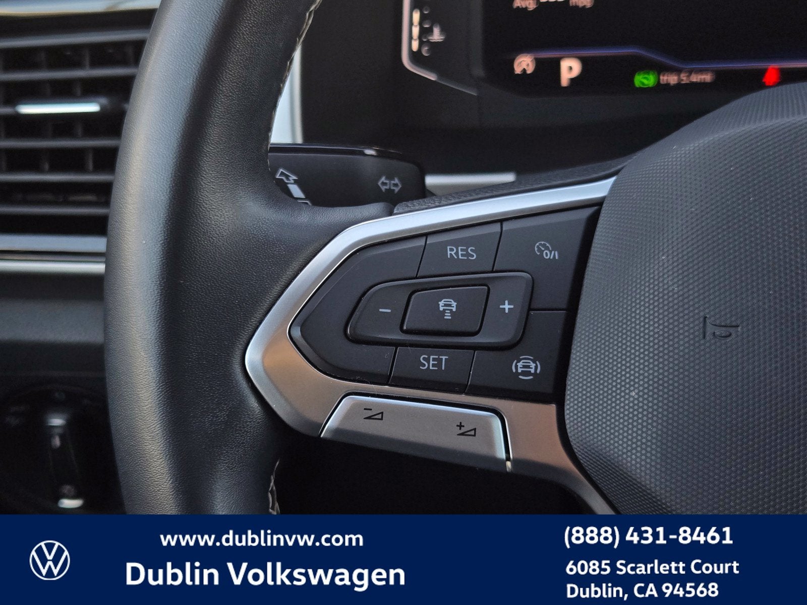 2023 Volkswagen Atlas Cross Sport 3.6L V6 SE w/Technology