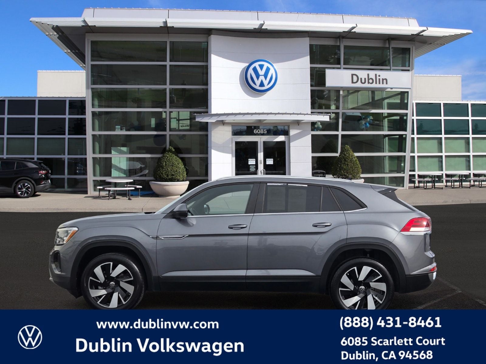 2024 Volkswagen Atlas Cross Sport 2.0T SE w/Technology