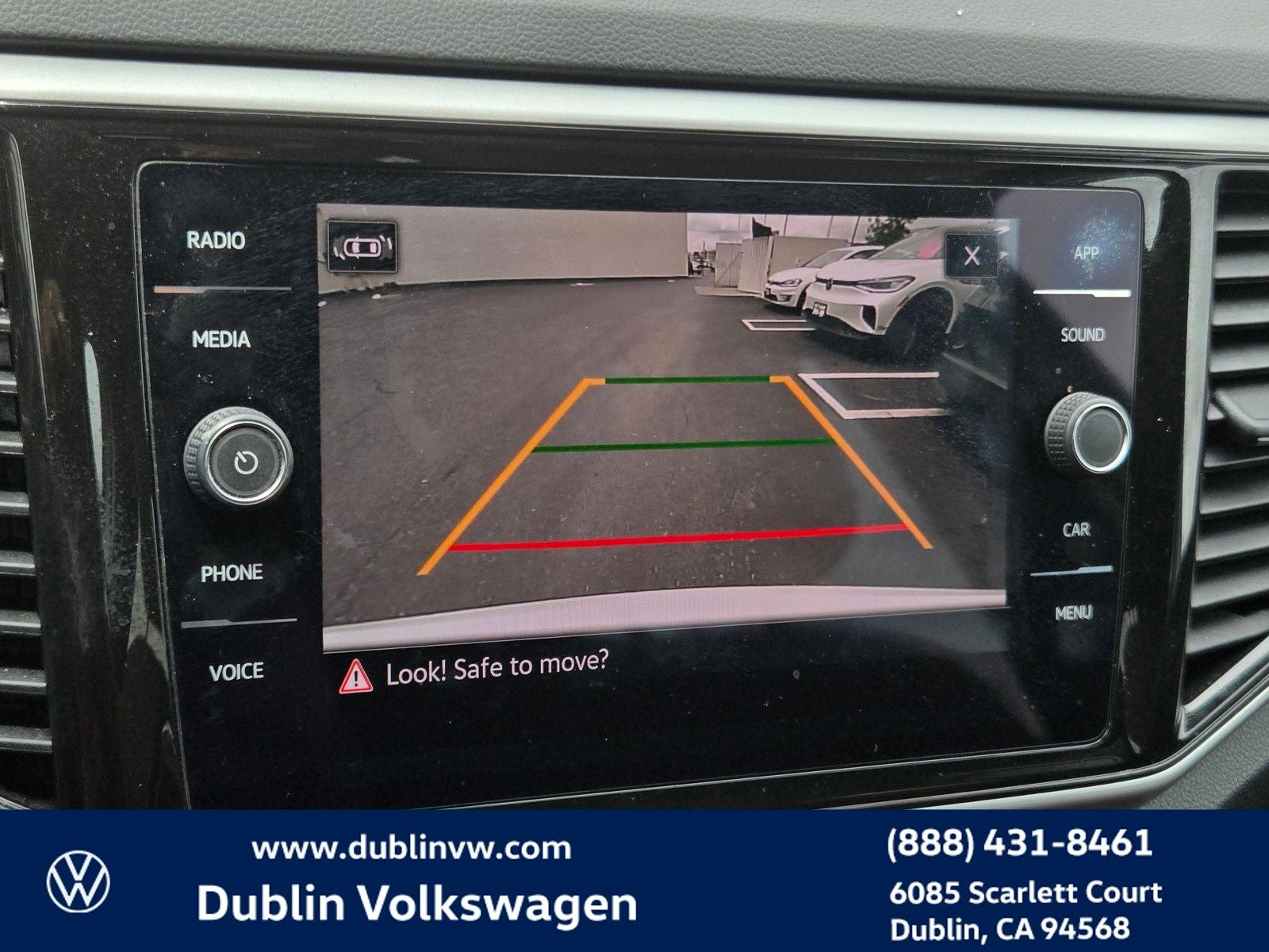 2023 Volkswagen Atlas 2.0T SE w/Technology