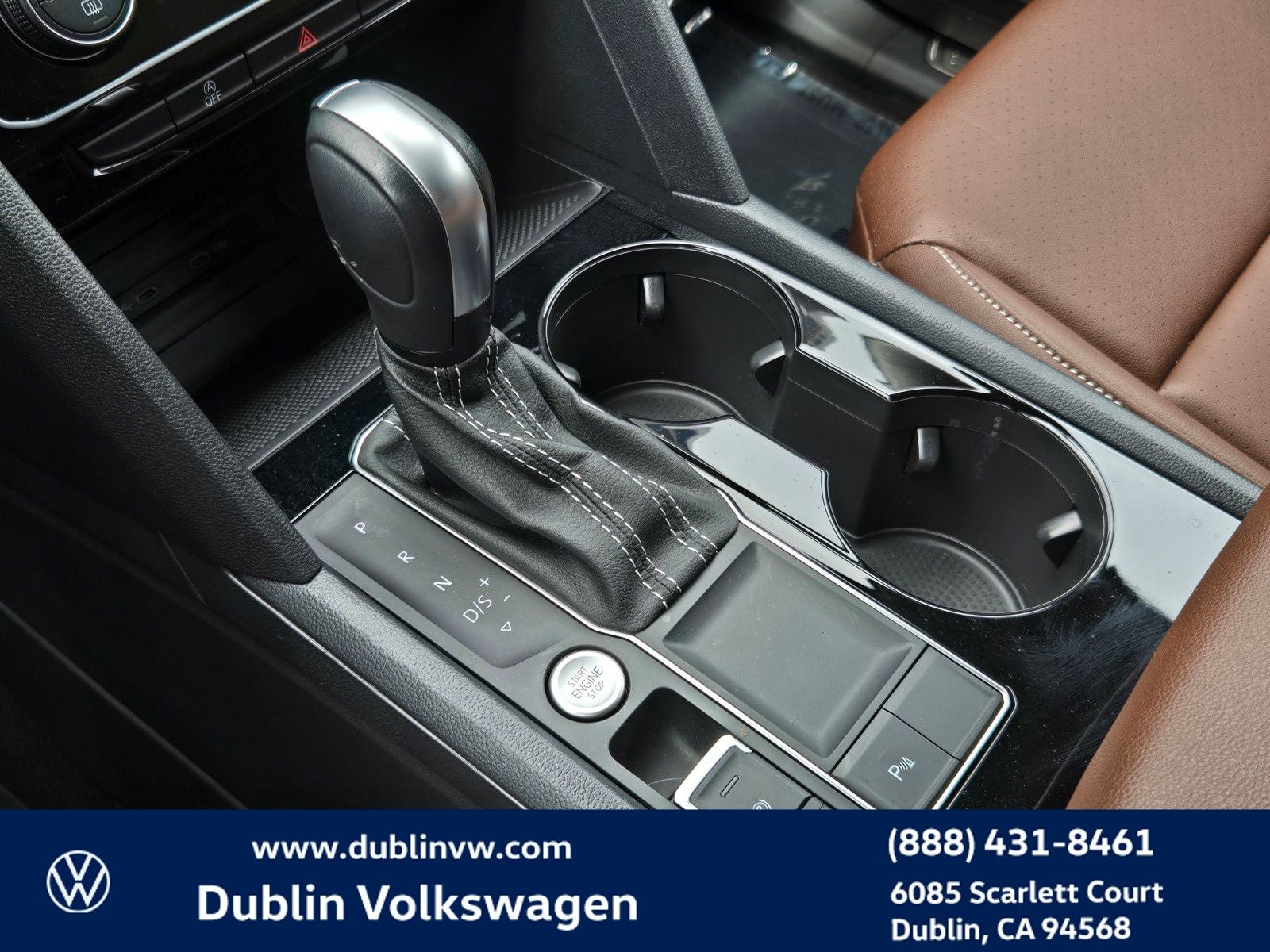 2023 Volkswagen Atlas 2.0T SE w/Technology
