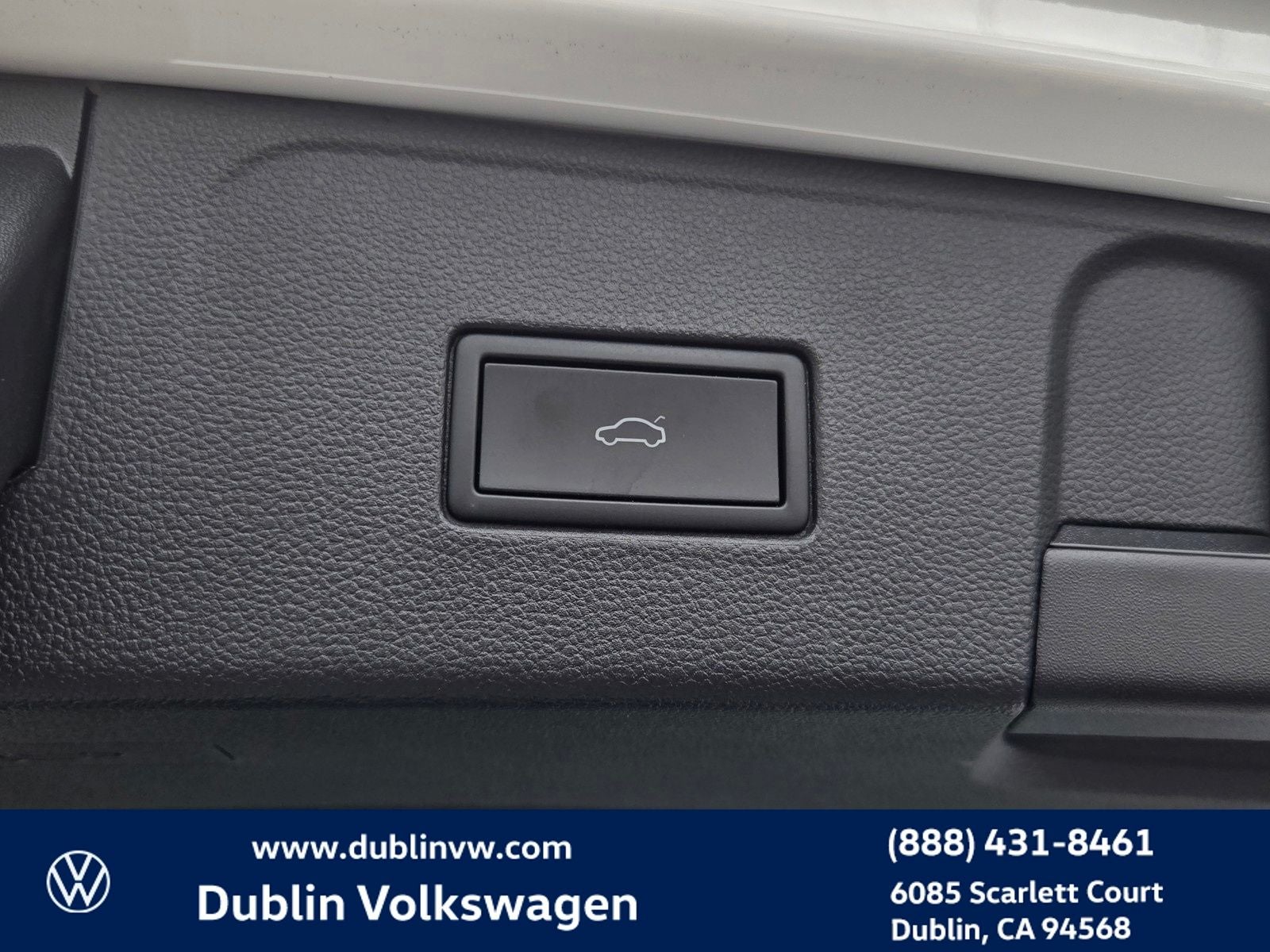 2023 Volkswagen Atlas 2.0T SE w/Technology
