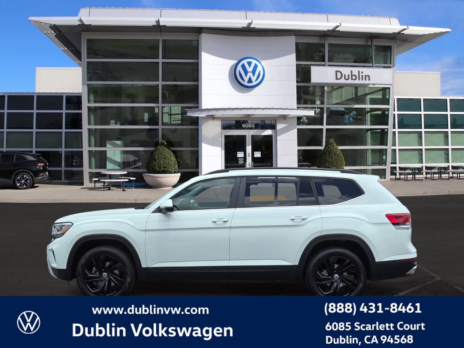 2023 Volkswagen Atlas 2.0T SE w/Technology