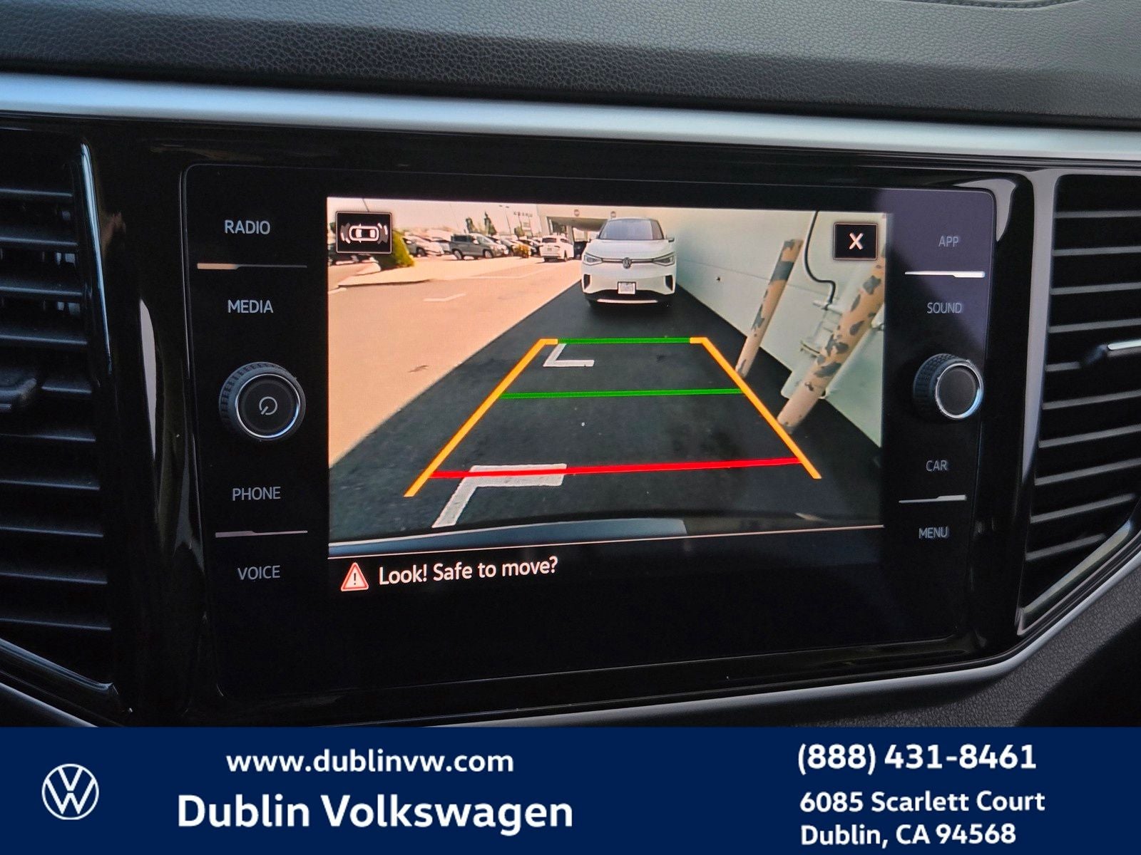 2023 Volkswagen Atlas 3.6L V6 SE w/Technology