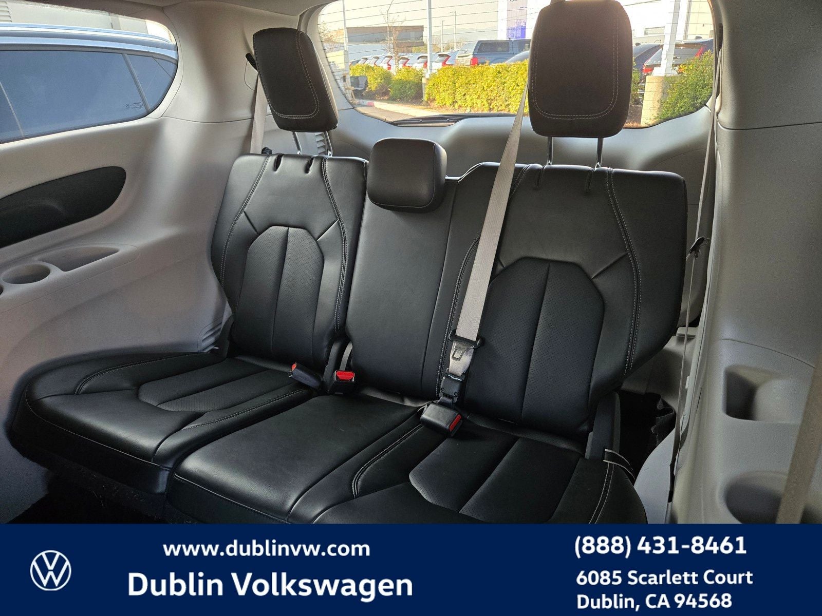 2024 Chrysler Pacifica Hybrid Select