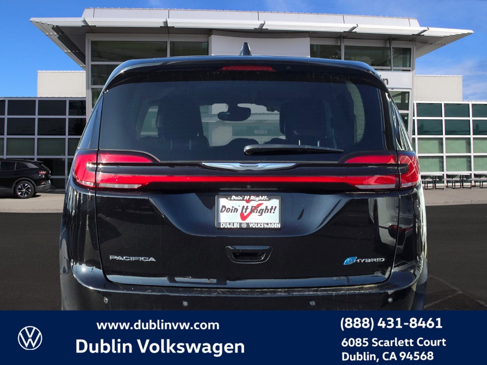 2024 Chrysler Pacifica Hybrid Select