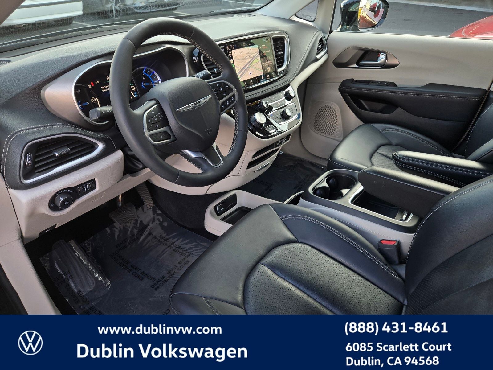 2024 Chrysler Pacifica Hybrid Select