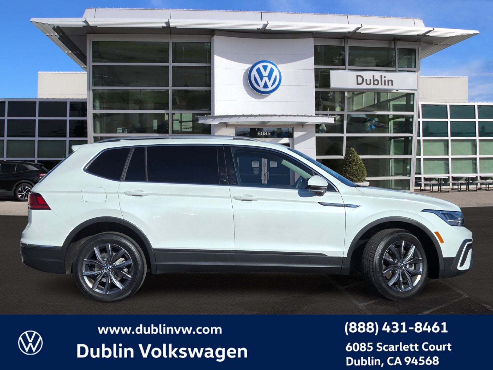 2023 Volkswagen Tiguan 2.0T SE