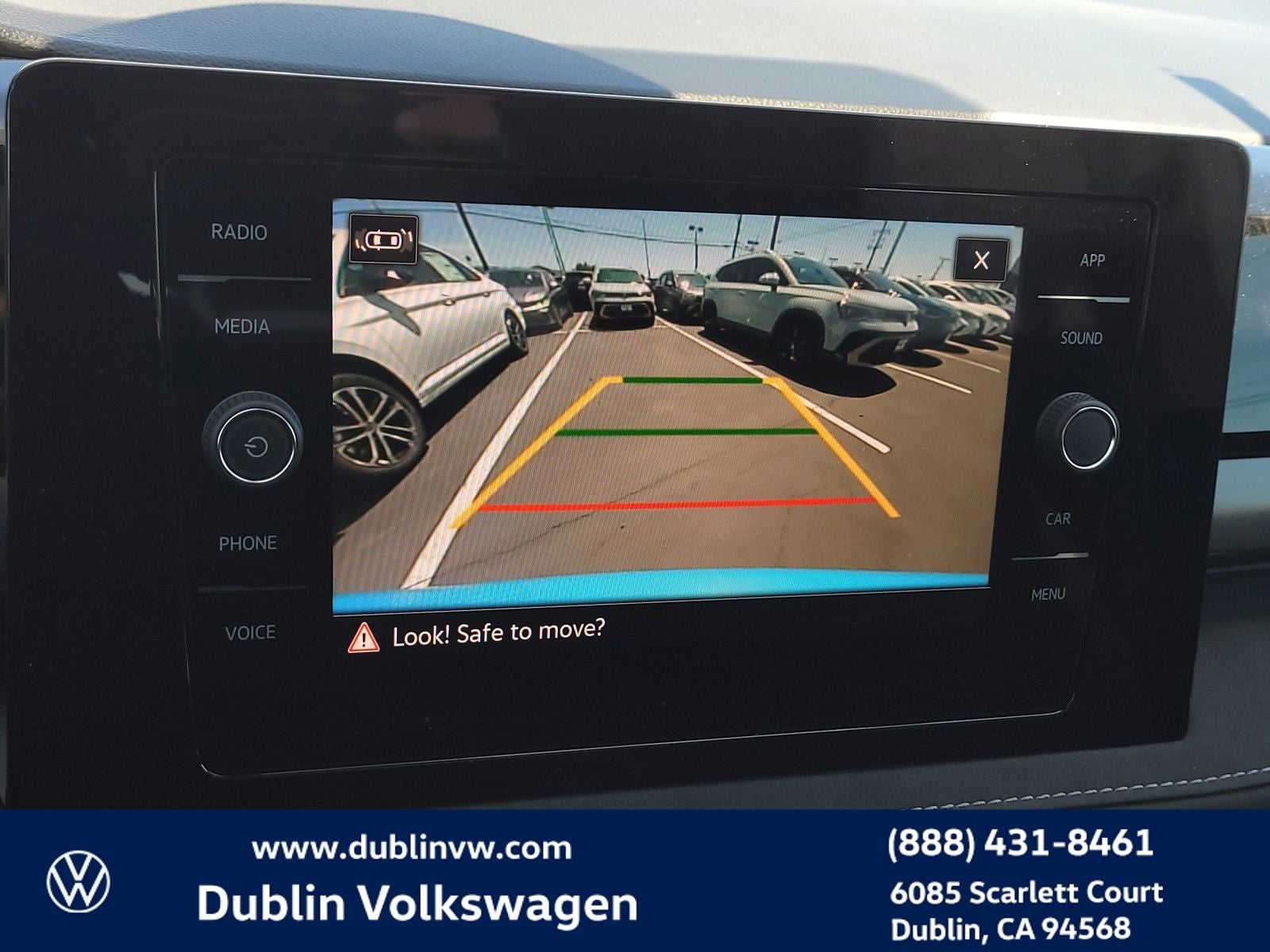 2025 Volkswagen Taos 1.5T SE Black