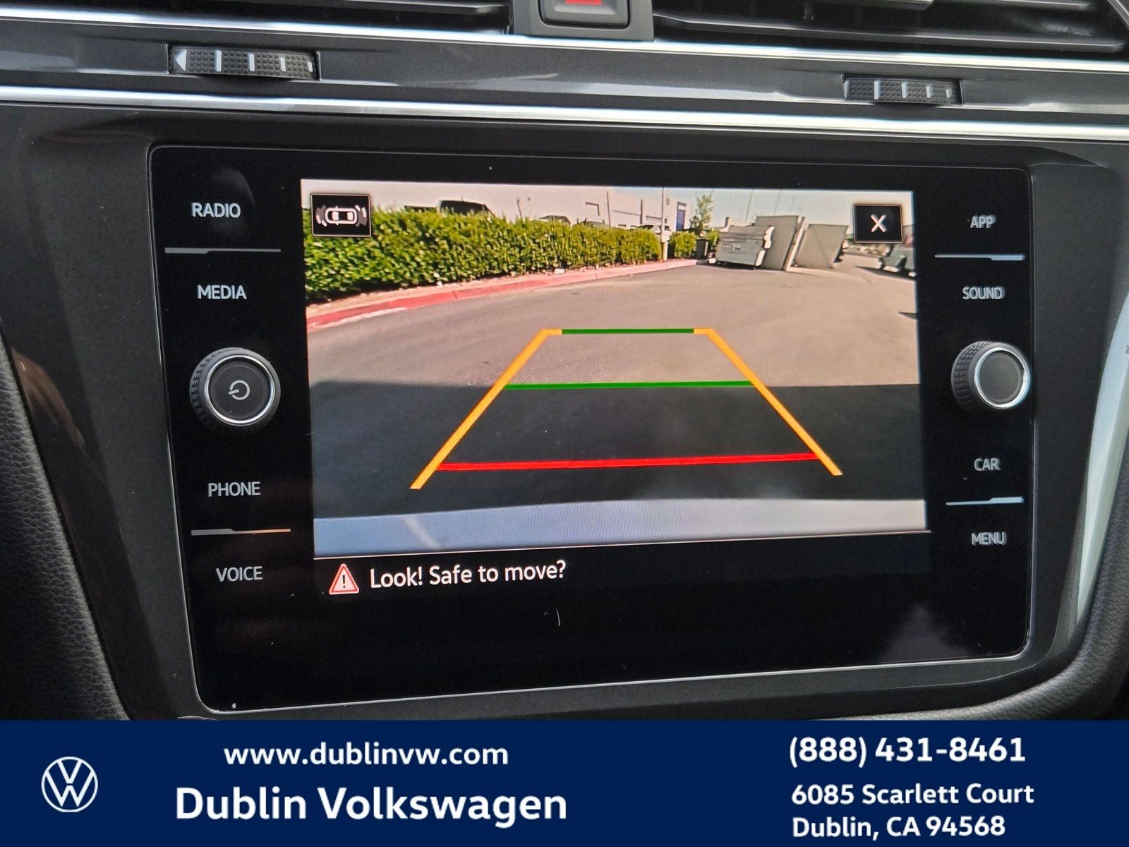 2023 Volkswagen Tiguan 2.0T SE