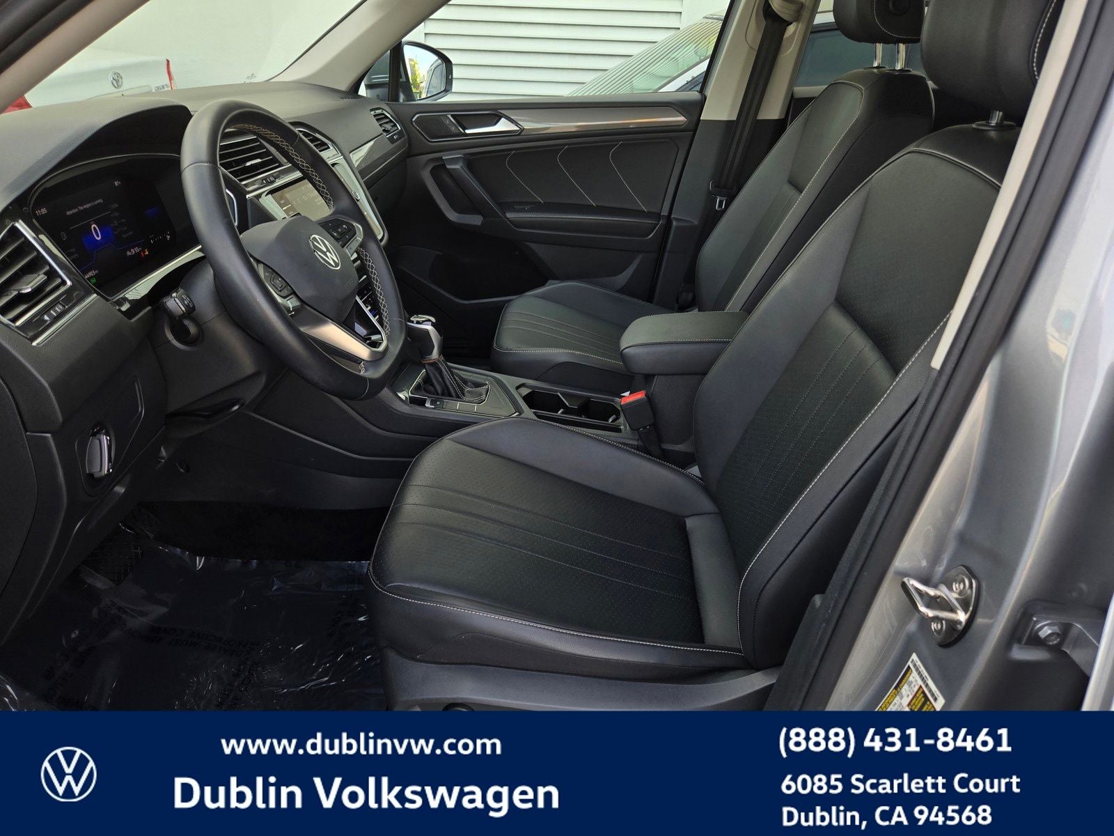 2023 Volkswagen Tiguan 2.0T SE