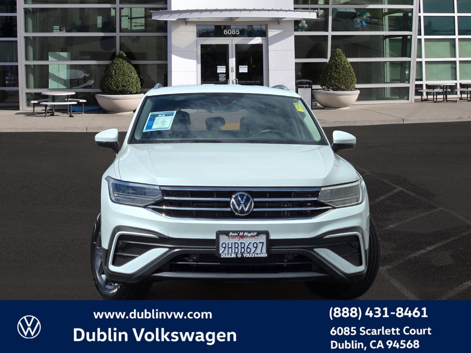2023 Volkswagen Tiguan 2.0T SE