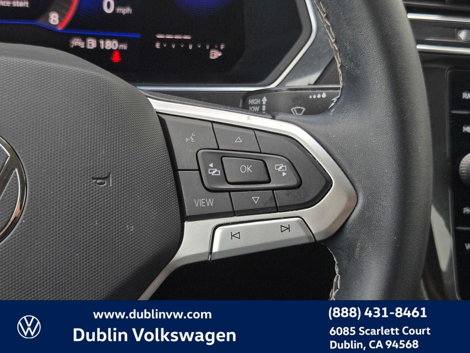 2023 Volkswagen Tiguan 2.0T SE