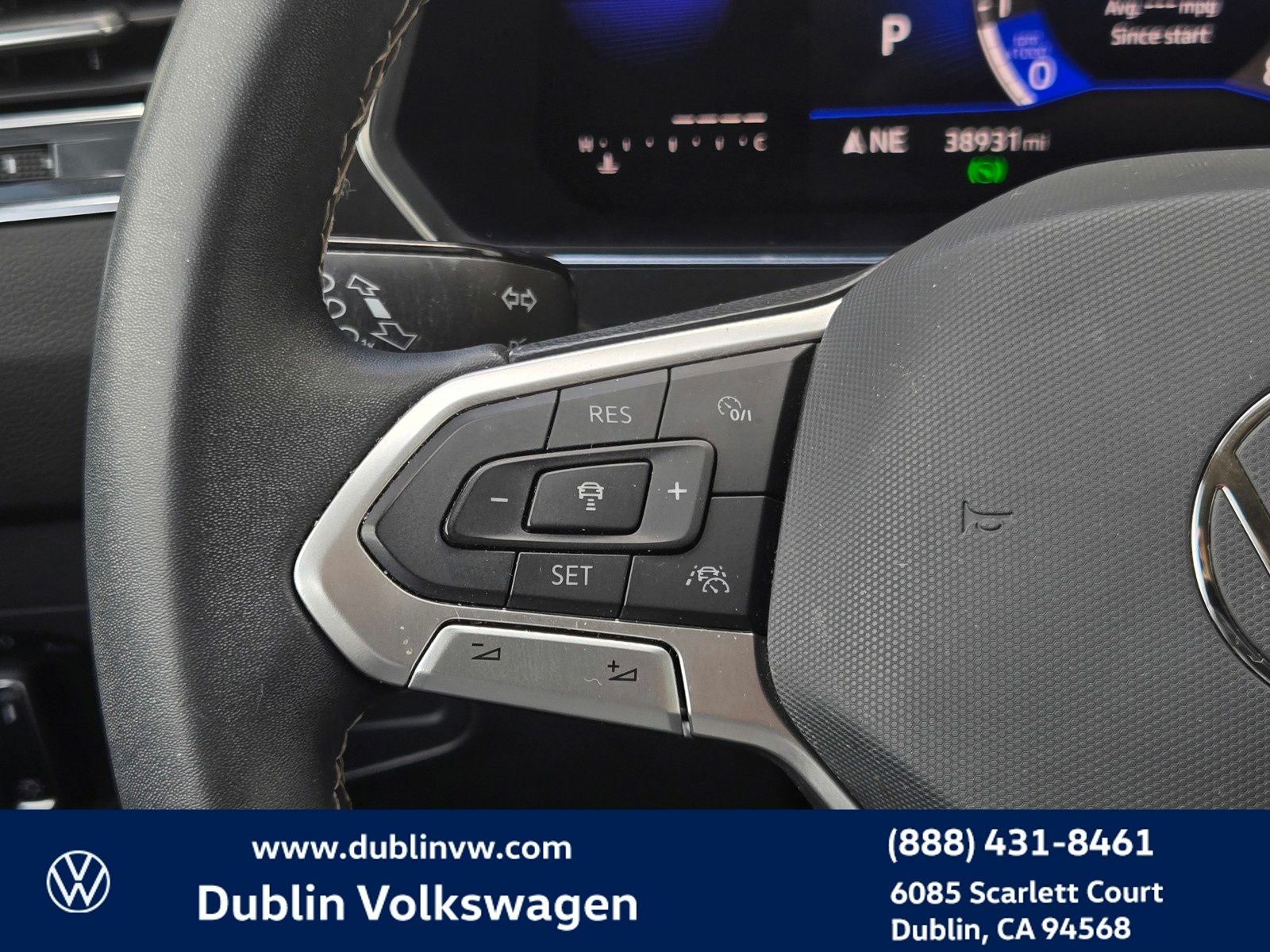 2023 Volkswagen Tiguan 2.0T SE