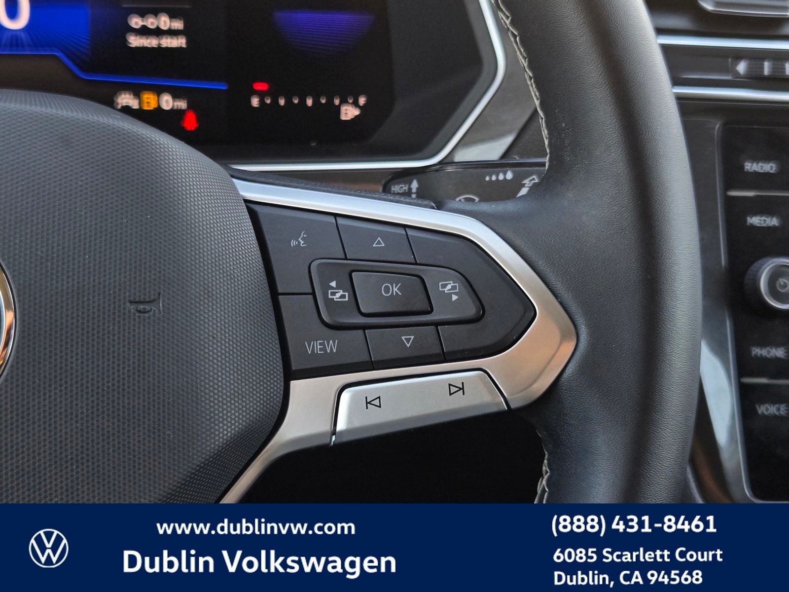 2023 Volkswagen Tiguan 2.0T SE